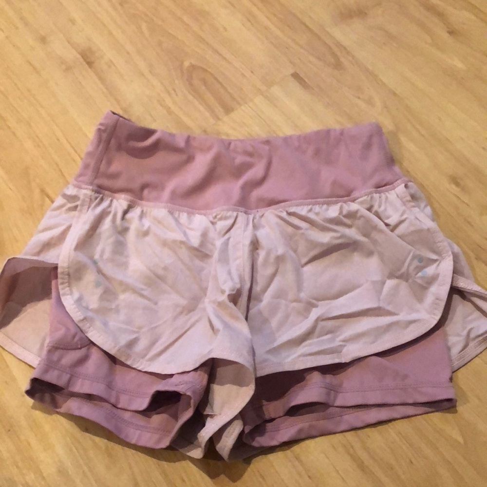 Smoothfeel athletic shorts 🌸